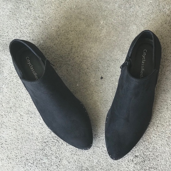 City Classified Great Black silver studded bootie - Picture 3 of 5